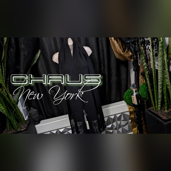 Chaus New York Black Waffle Knit Sweater Scarf NWT - Picture 3 of 6